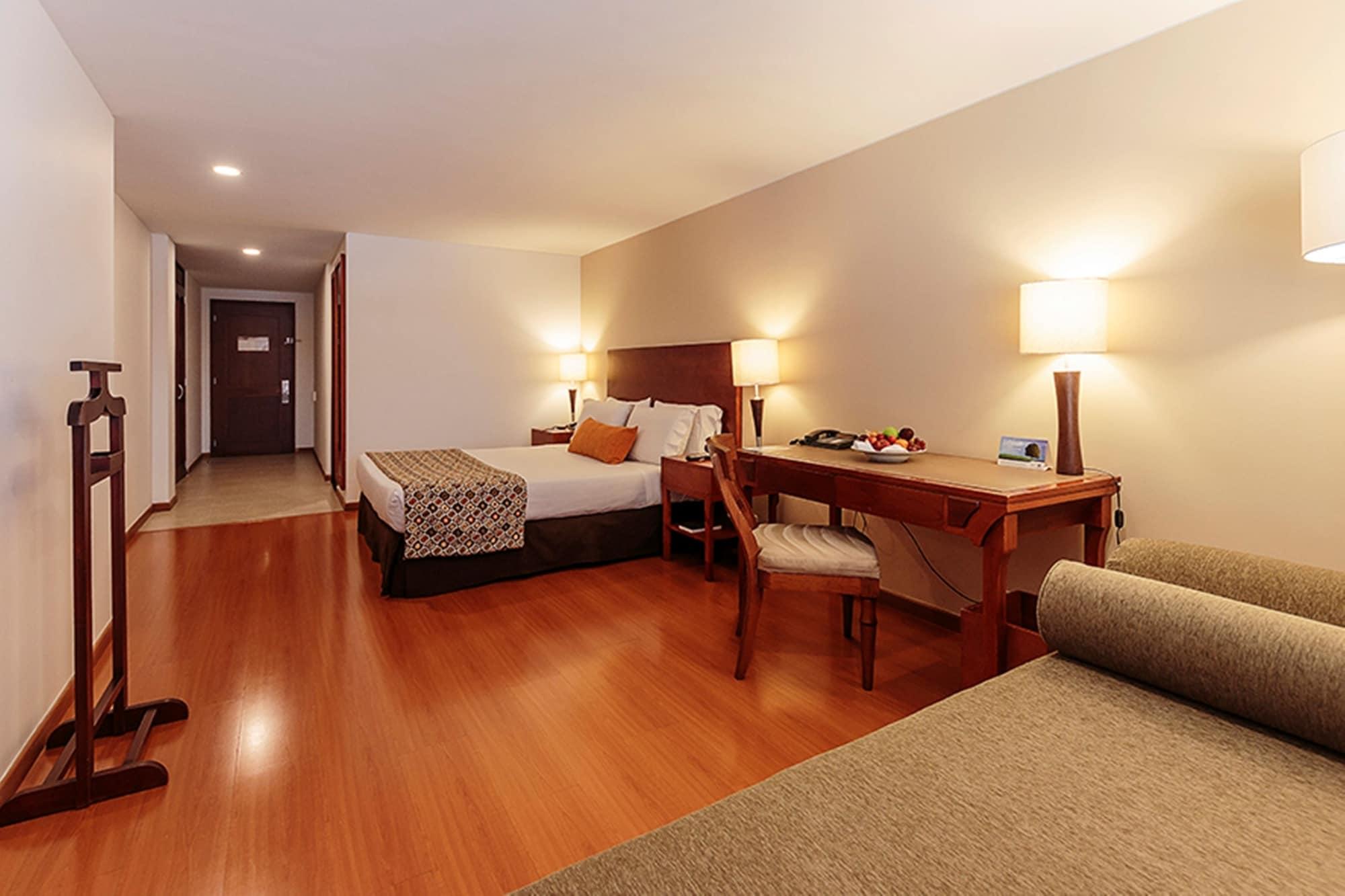 Hotel Estelar Suites Jones Bogotá Eksteriør bilde