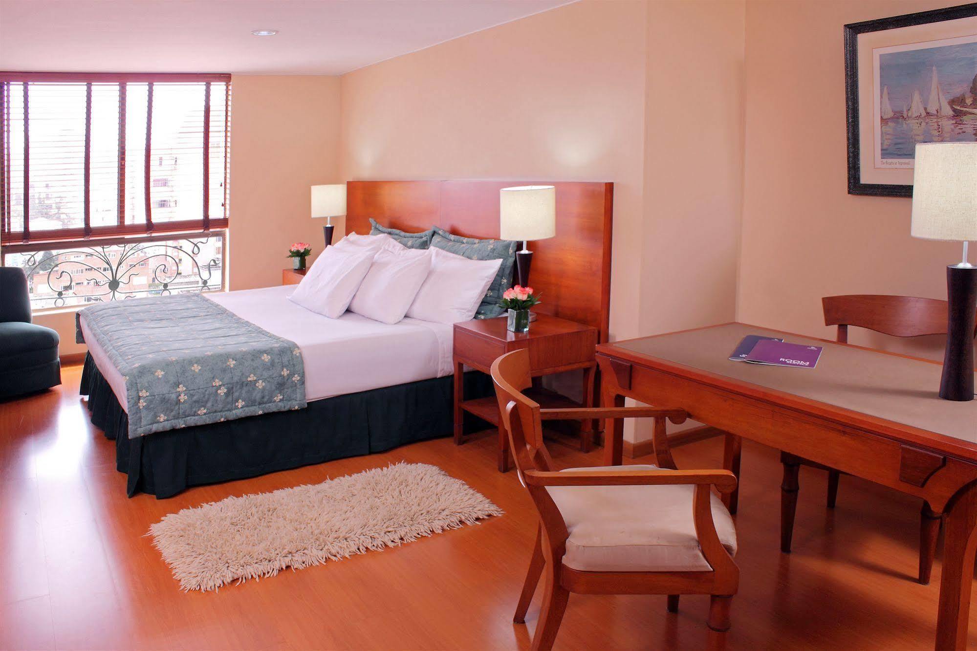 Hotel Estelar Suites Jones Bogotá Rom bilde